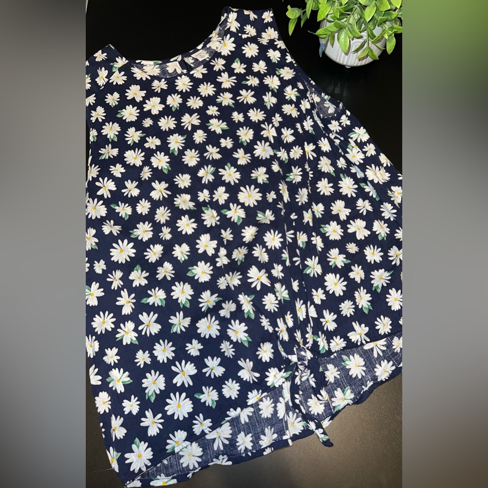 OLD NAVY Floral Daisy Print Sleeveless Top Size XL EUC